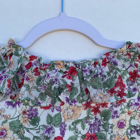 ASTR The Label Fluter Sleeve Ivory Coral Multi Floral Smocked Top Women Size L - Picture 10 of 16